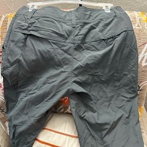 Gray Columbia pants purchased in Israel and never worn NWT size 2